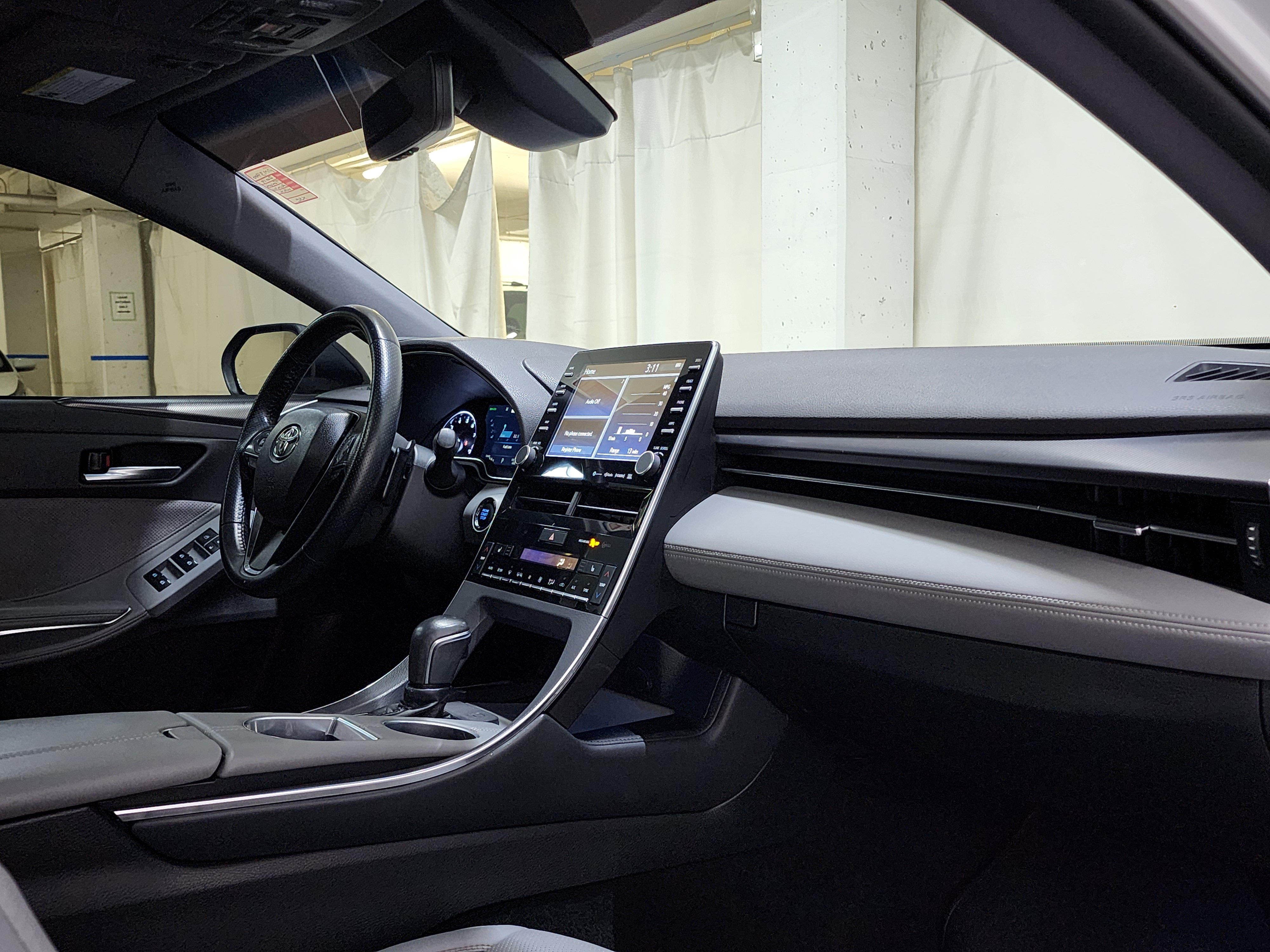Used 2019 Toyota Avalon XSE w/ All Weather Liner Package FWD image 22