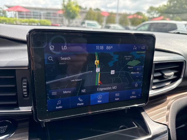 Used 2022 Ford Explorer Limited w/ Equipment Group 301A AWD/4WD image 19