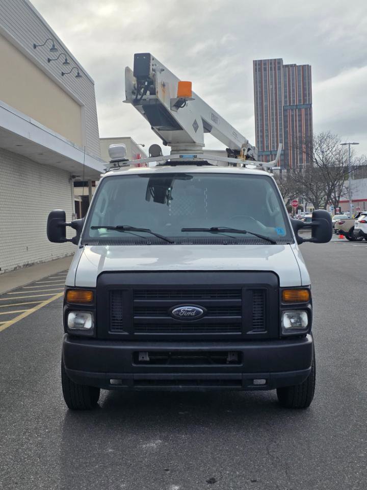 Used 2012 Ford E-350 and Econoline 350 Super Duty RWD image 2