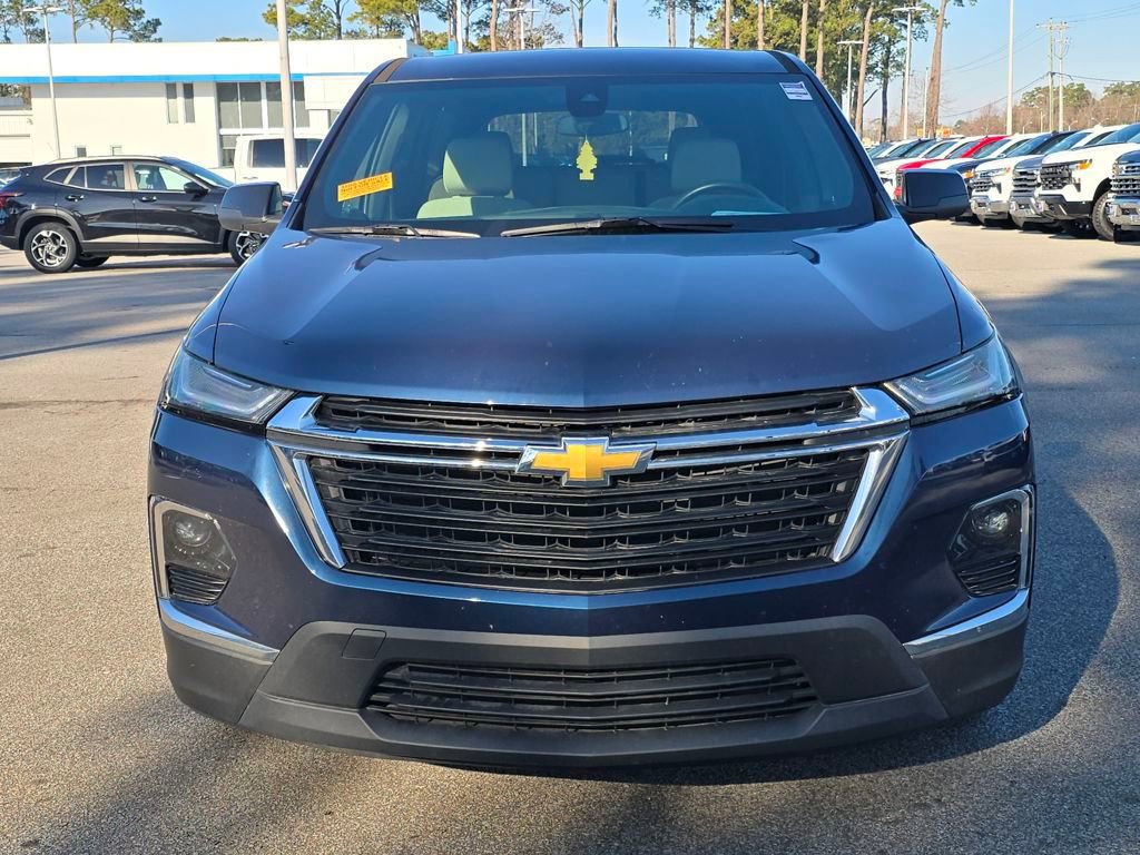 Used 2023 Chevrolet Traverse LS image 8
