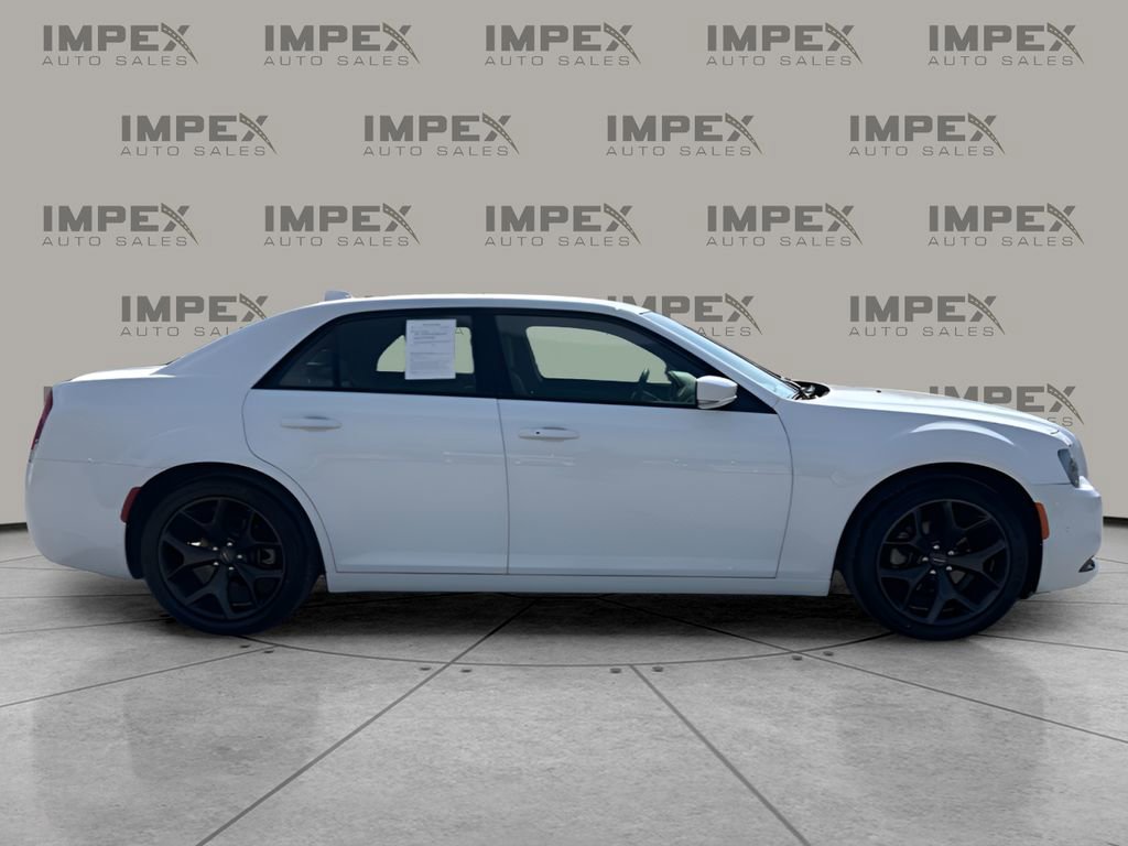 Used 2021 Chrysler 300 S image 6