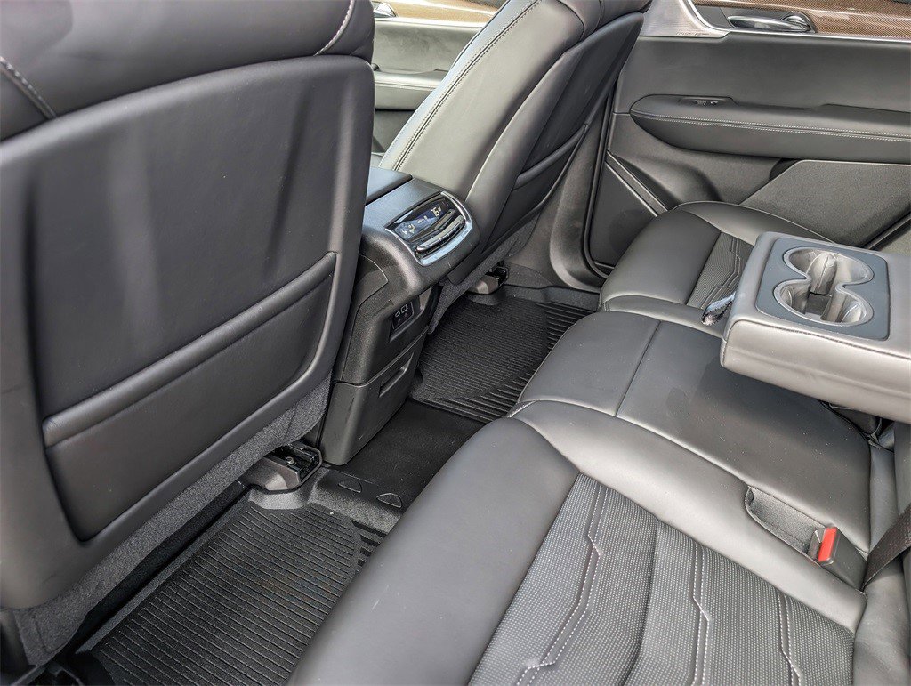 Certified 2024 Cadillac XT6 Sport w/ Platinum Package image 22