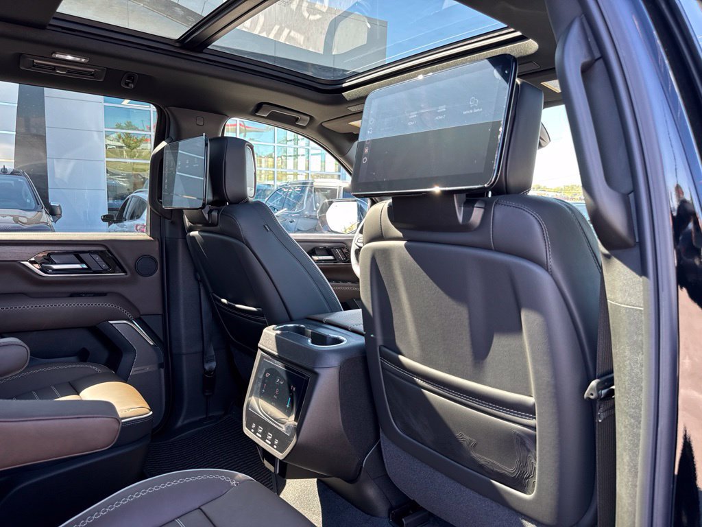 New 2026 GMC Yukon Denali Ultimate AWD/4WD image 28
