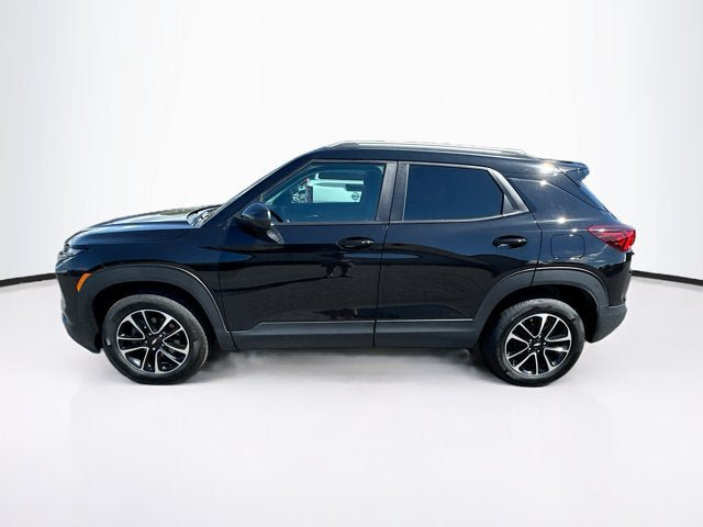 Used 2024 Chevrolet TrailBlazer LT w/ Convenience Package AWD/4WD image 8