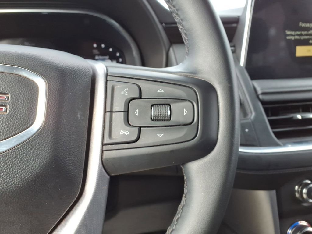 Used 2023 GMC Yukon SLE w/ Gmc Pro Safety Plus Package image 16