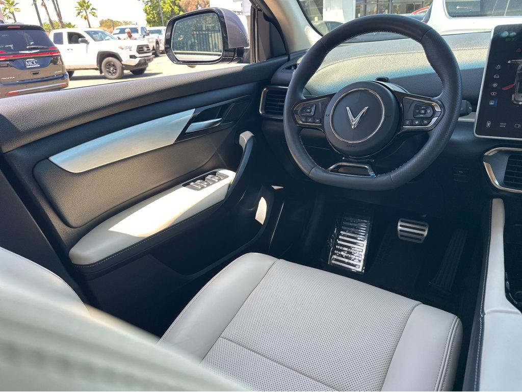 Used 2023 VinFast VF 8 Plus AWD/4WD image 19