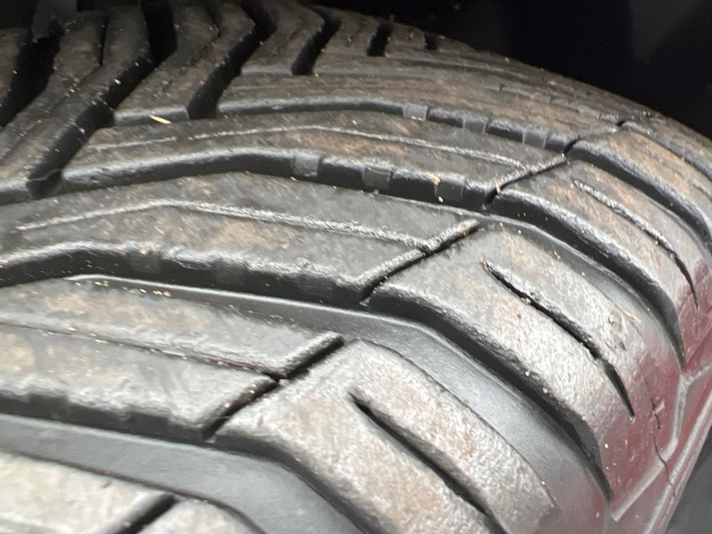 Used 2014 Toyota Camry L image 41