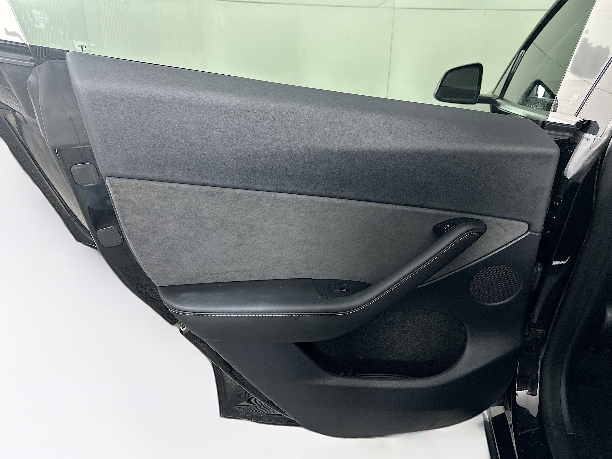 Used 2023 Tesla Model Y Performance image 25