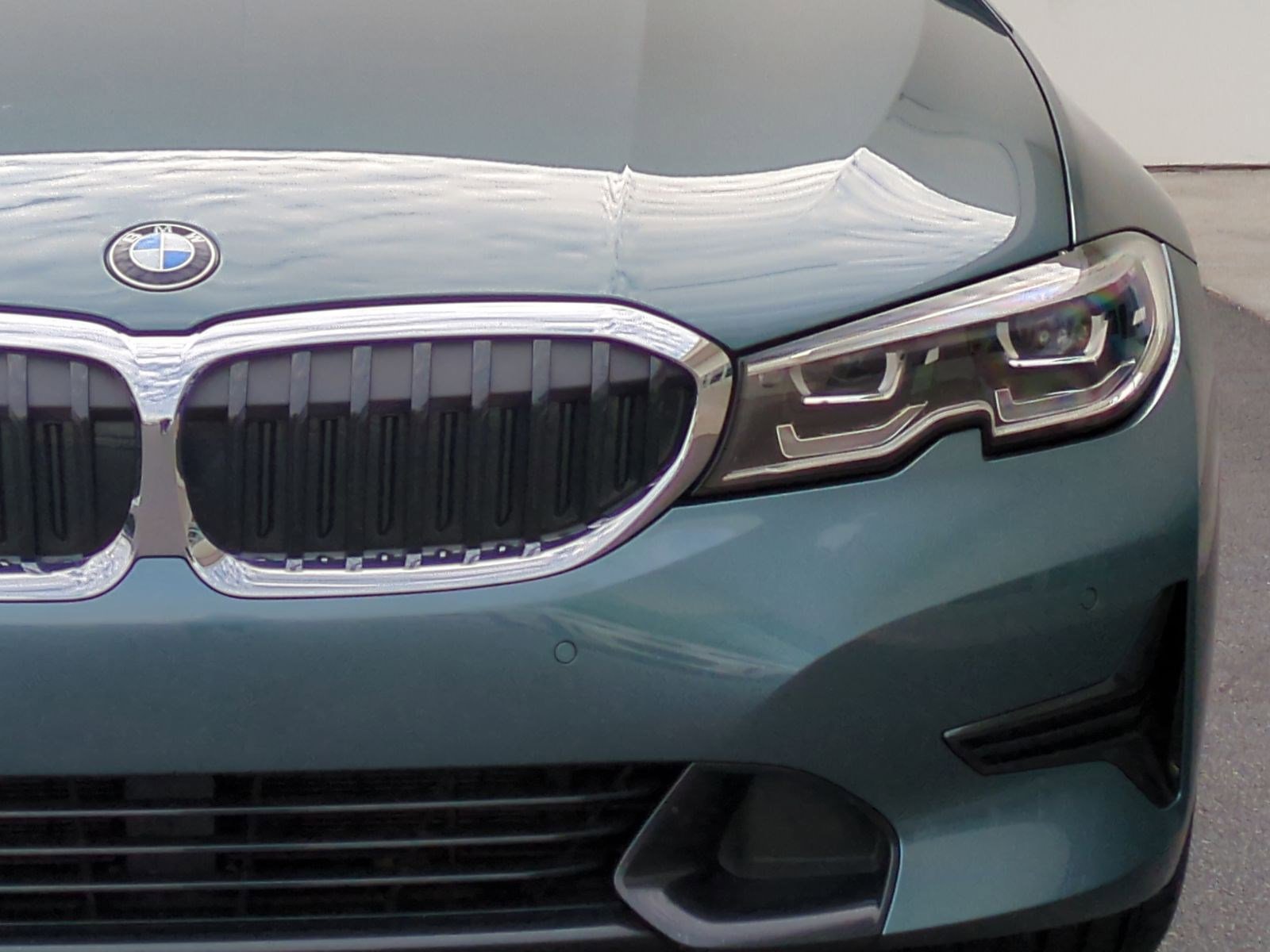 Used 2020 BMW 330i Sedan w/ Convenience Package RWD image 6