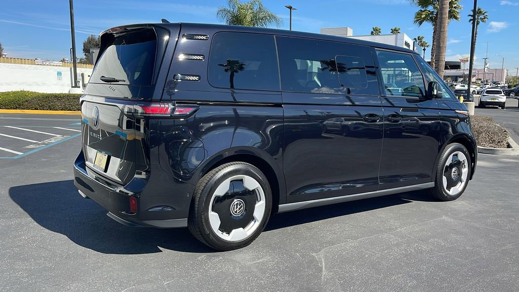 New 2025 Volkswagen ID. Buzz Pro S image 7