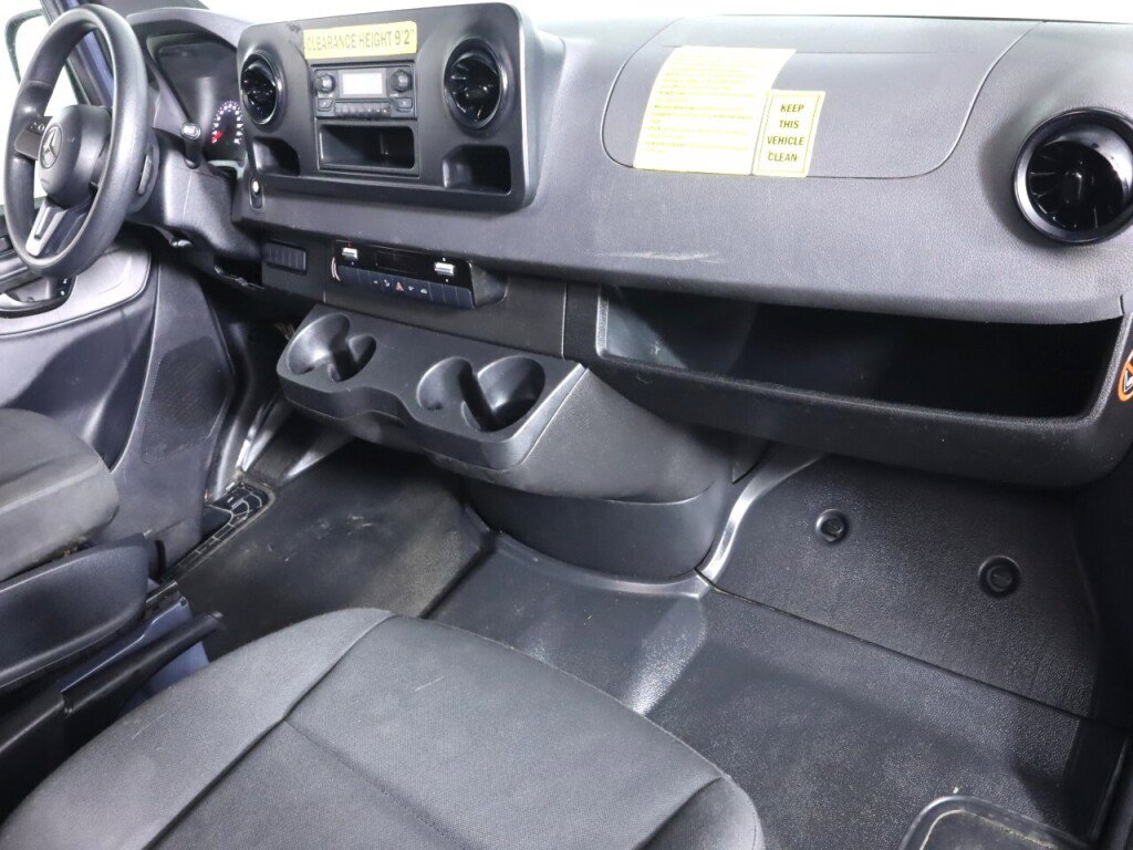 Used 2019 Mercedes-Benz Sprinter 144 image 29
