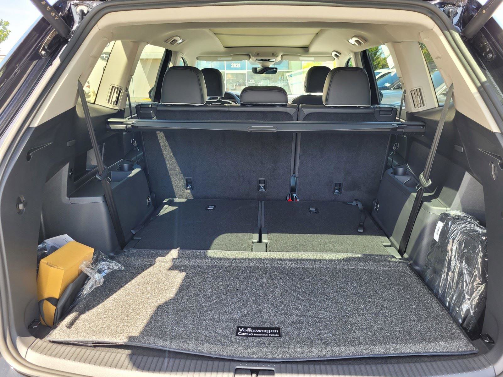 New 2025 Volkswagen Atlas SEL Premium R-Line image 19