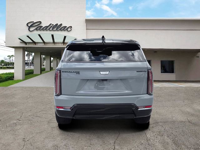 Used 2026 Cadillac Escalade IQ Sport 2 w/ LPO, ONYX Package AWD/4WD image 4