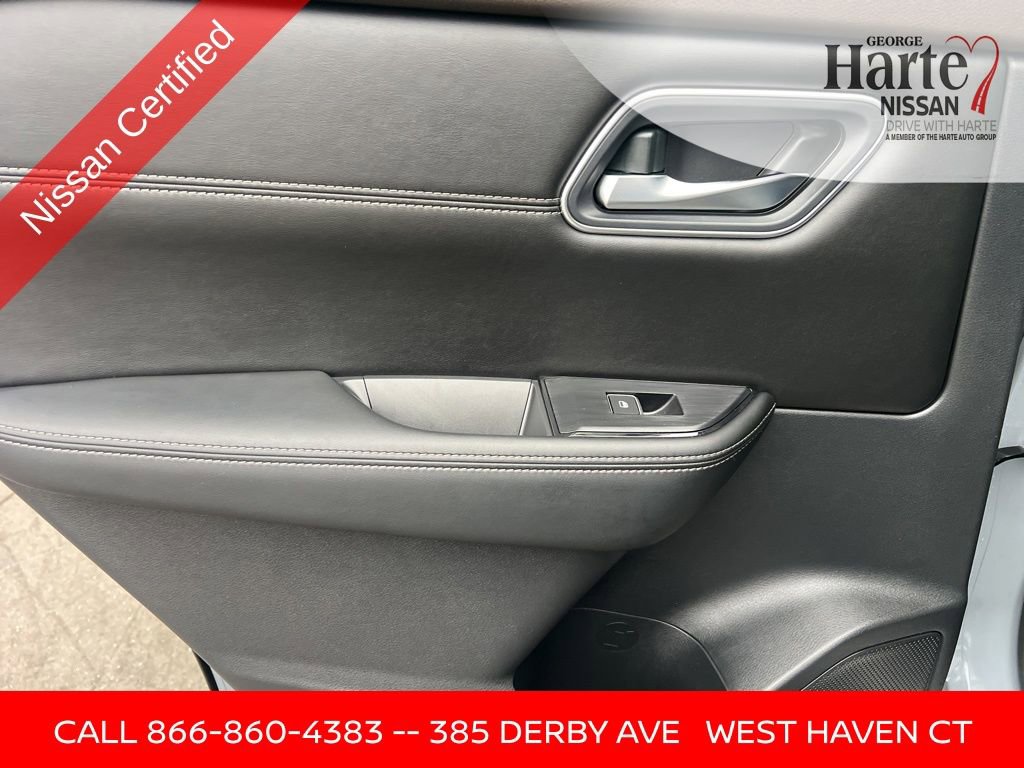 Certified 2023 Nissan Rogue Platinum image 29
