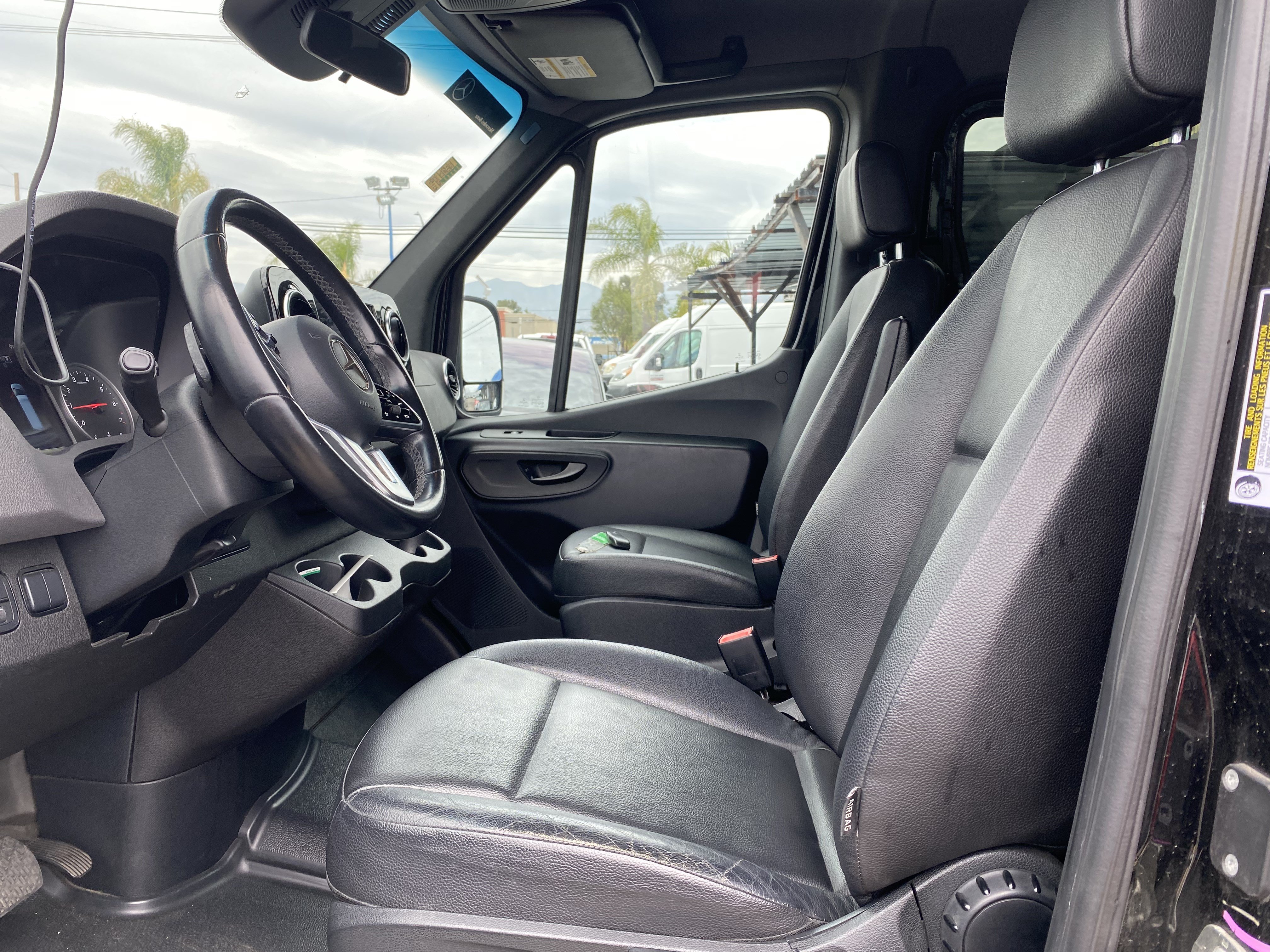 Used 2022 Mercedes-Benz Sprinter 1500 image 16