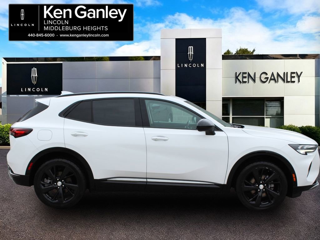 Used 2021 Buick Envision Essence w/ Sport Touring Package FWD image 8