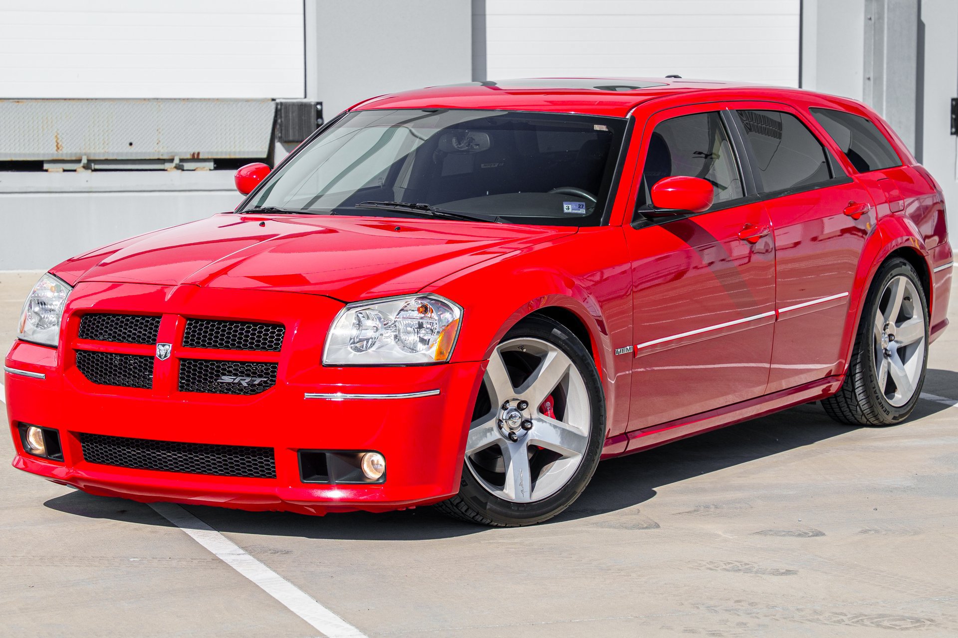 Used 2007 Dodge Magnum SRT8 w/ SRT Option Group III RWD image 2