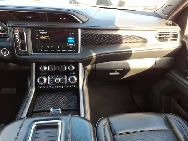 Used 2023 GMC Yukon XL Denali AWD/4WD image 19