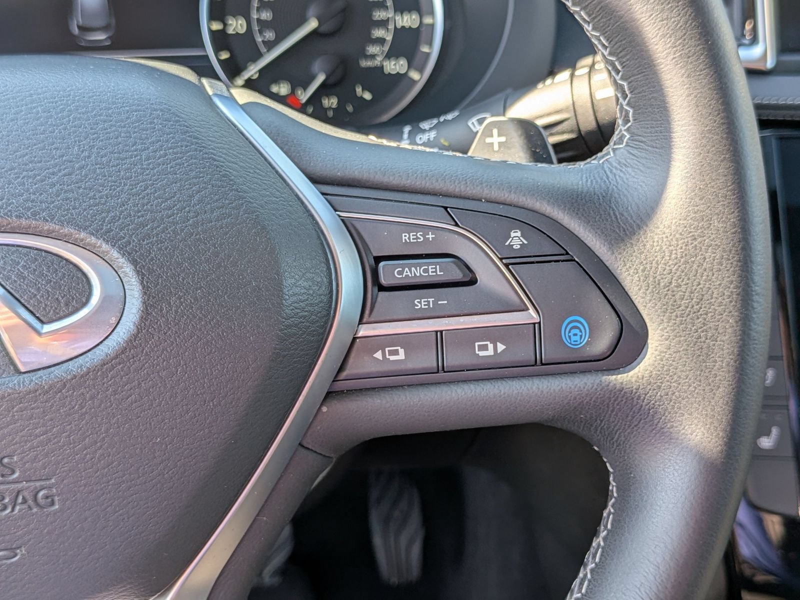 Used 2025 INFINITI QX50 Luxe AWD/4WD image 19