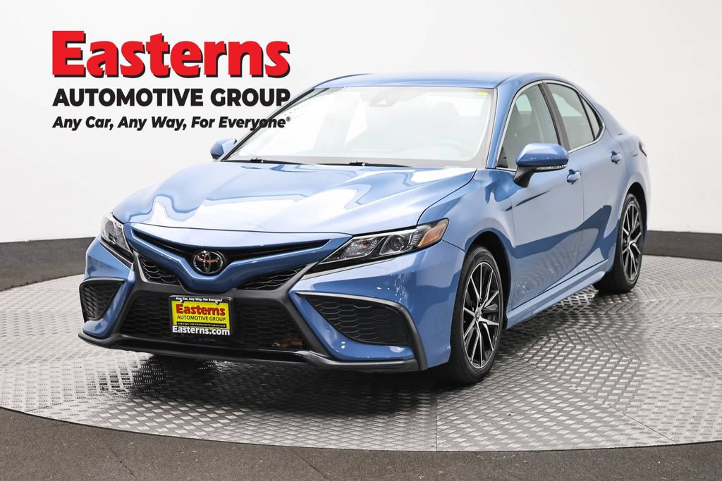 Used 2023 Toyota Camry SE
