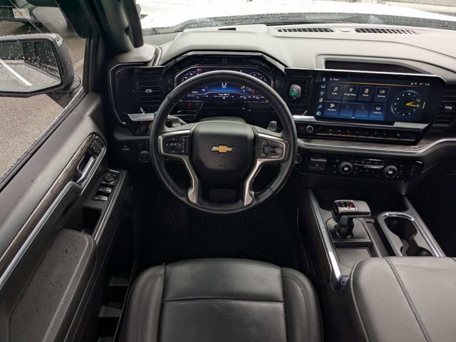Used 2025 Chevrolet Silverado 1500 LTZ image 15