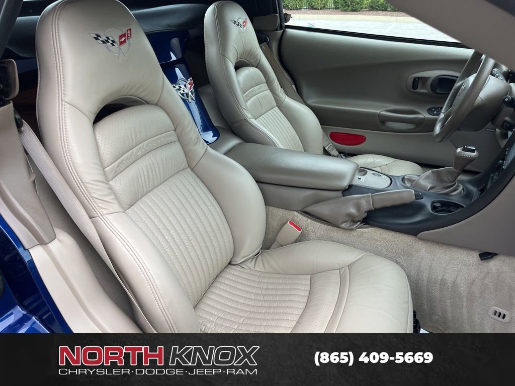 Used 2004 Chevrolet Corvette Convertible w/ Preferred Equipment Group image 21