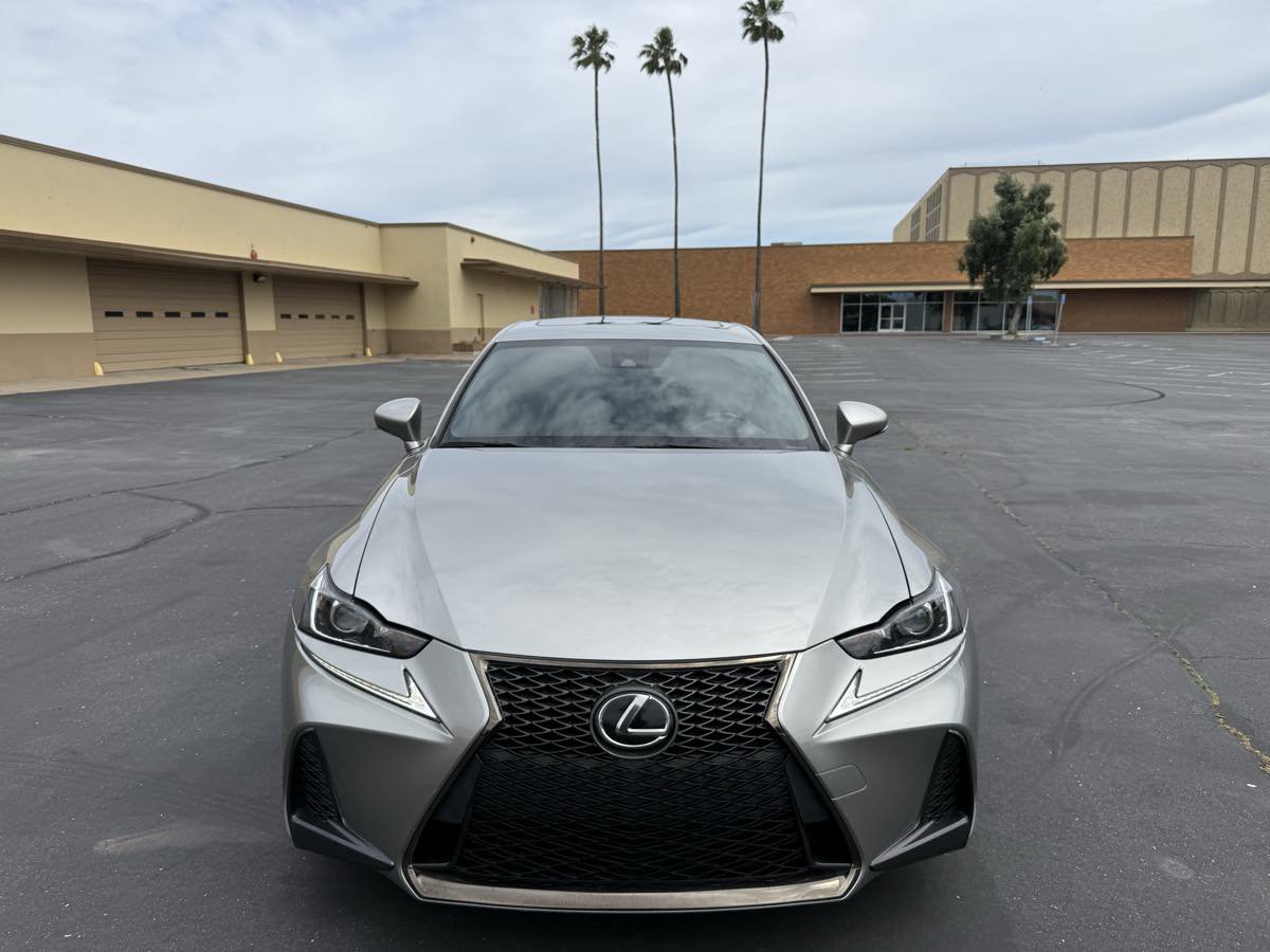 Used 2017 Lexus IS 200t F Sport w/ F Sport Package RWD image 2