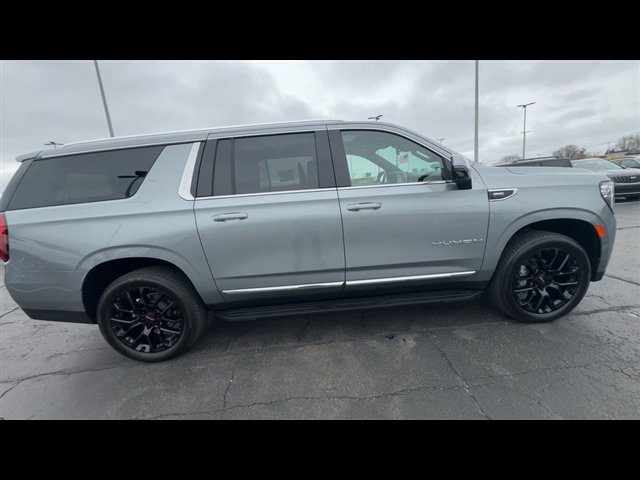 Certified 2024 GMC Yukon XL SLT w/ SLT Premium Package image 9