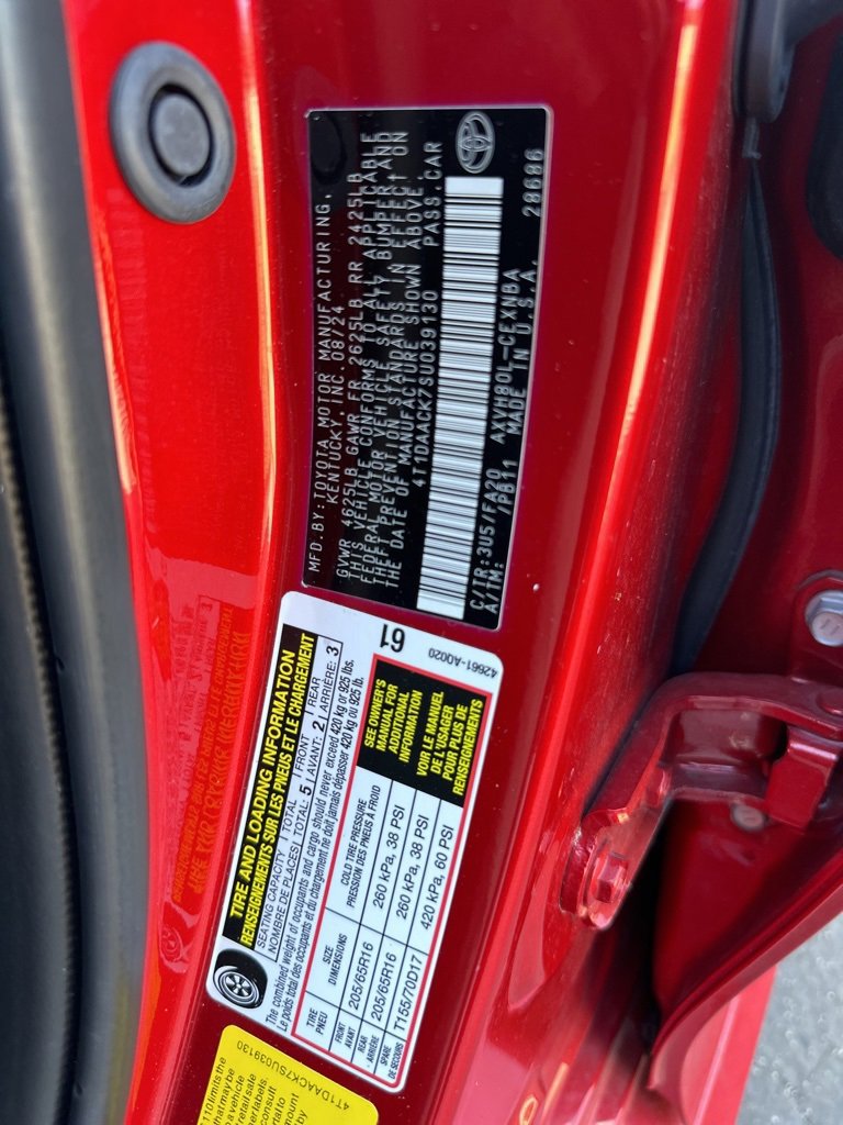 Used 2025 Toyota Camry LE image 24