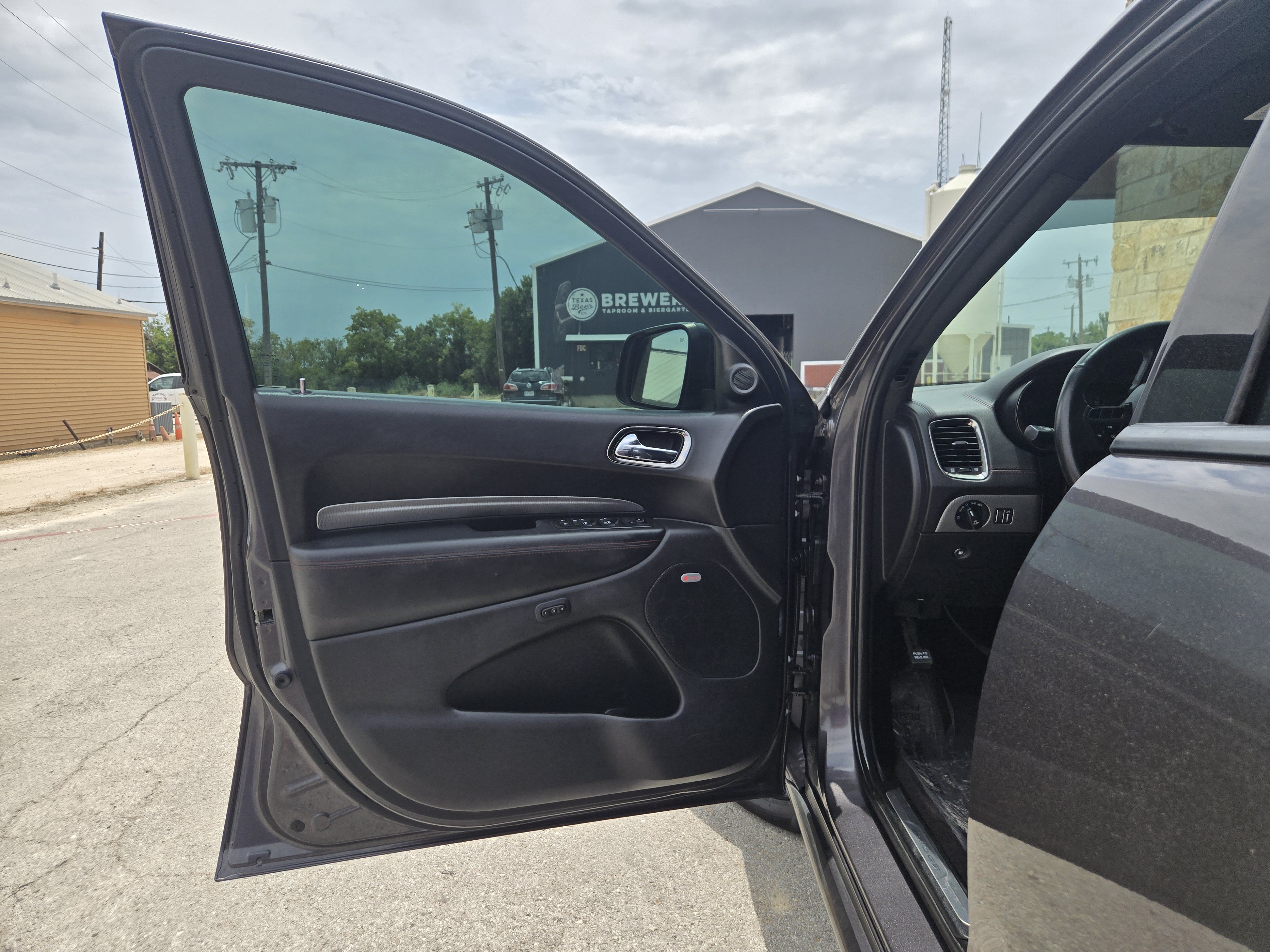 Used 2018 Dodge Durango R/T w/ Blacktop Package RWD image 4