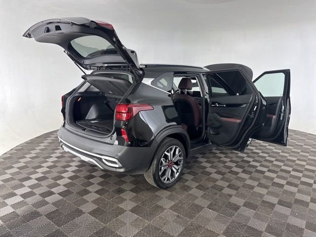 Certified 2023 Kia Seltos SX image 16