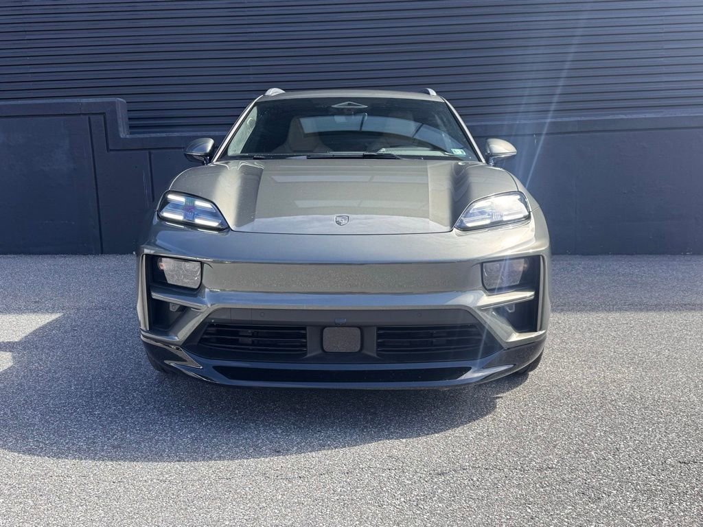 Certified 2024 Porsche Macan Turbo Electric image 13