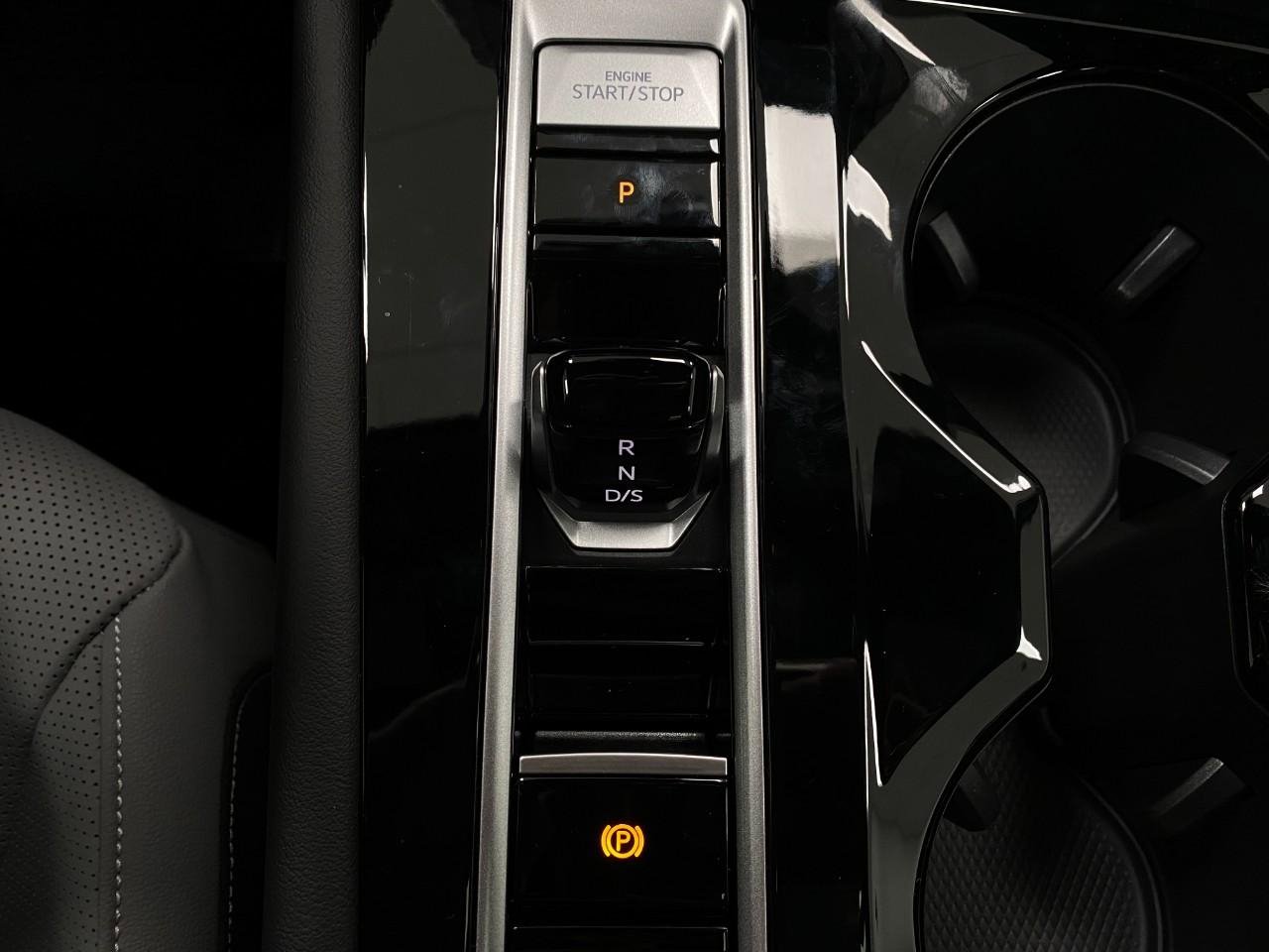 New 2026 Volkswagen Atlas Cross Sport SEL image 28