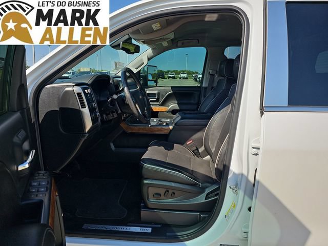 Used 2017 Chevrolet Silverado 1500 High Country AWD/4WD image 18