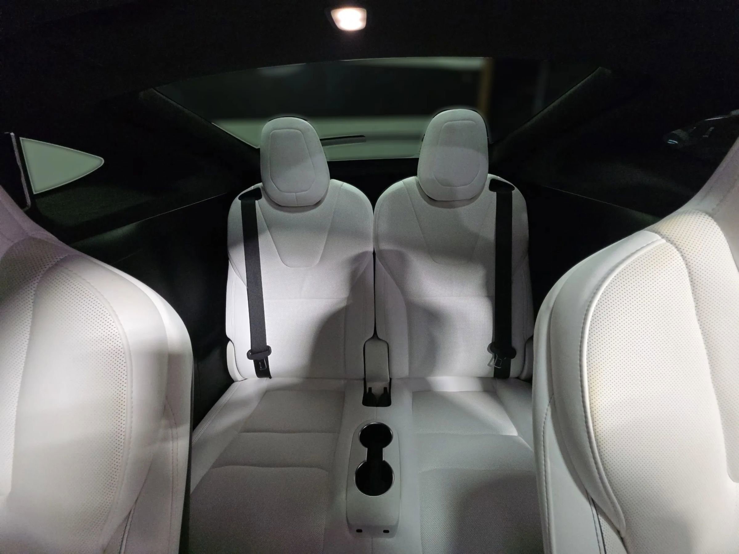 Used 2022 Tesla Model X Plaid image 34