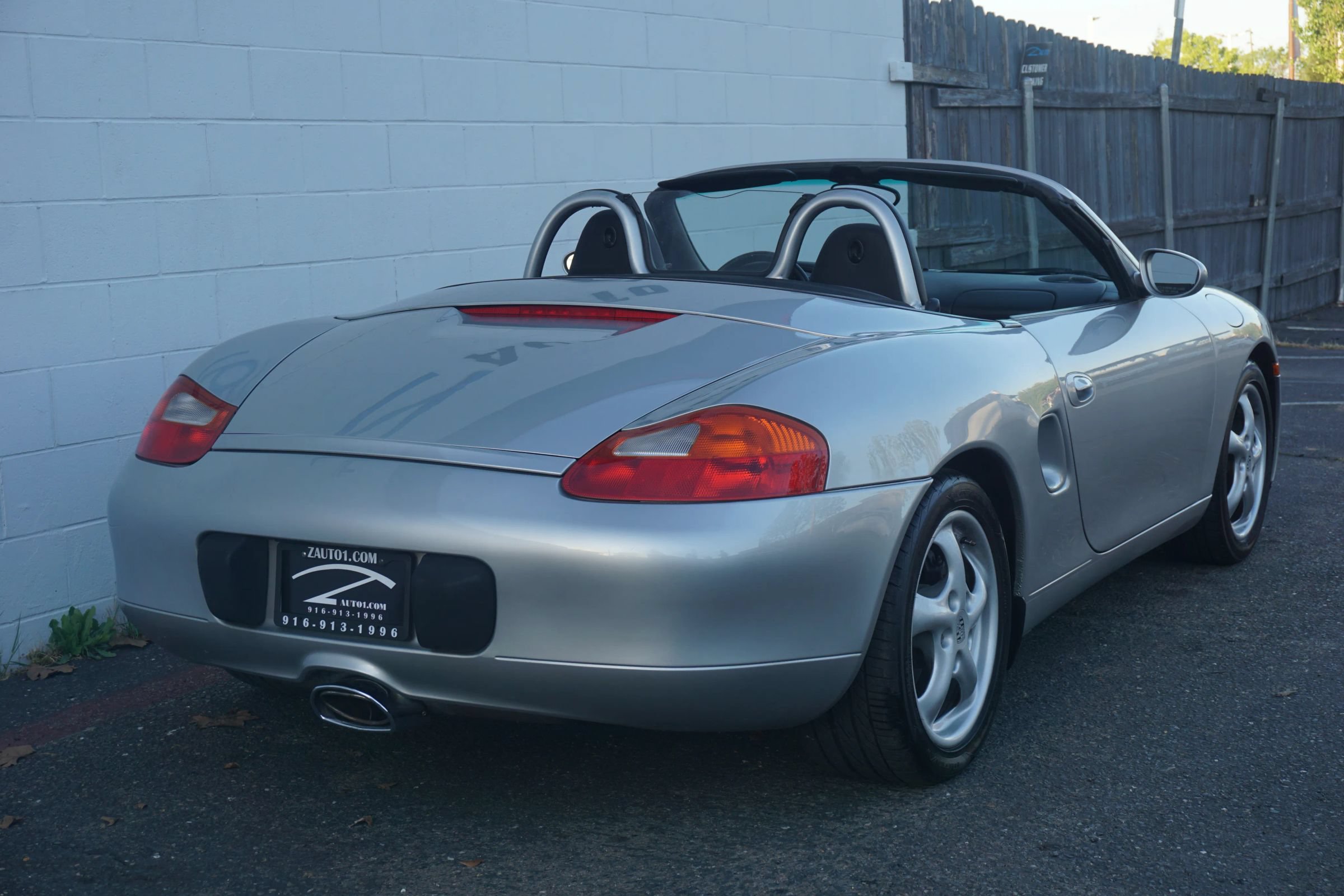Used 1997 Porsche Boxster RWD image 5