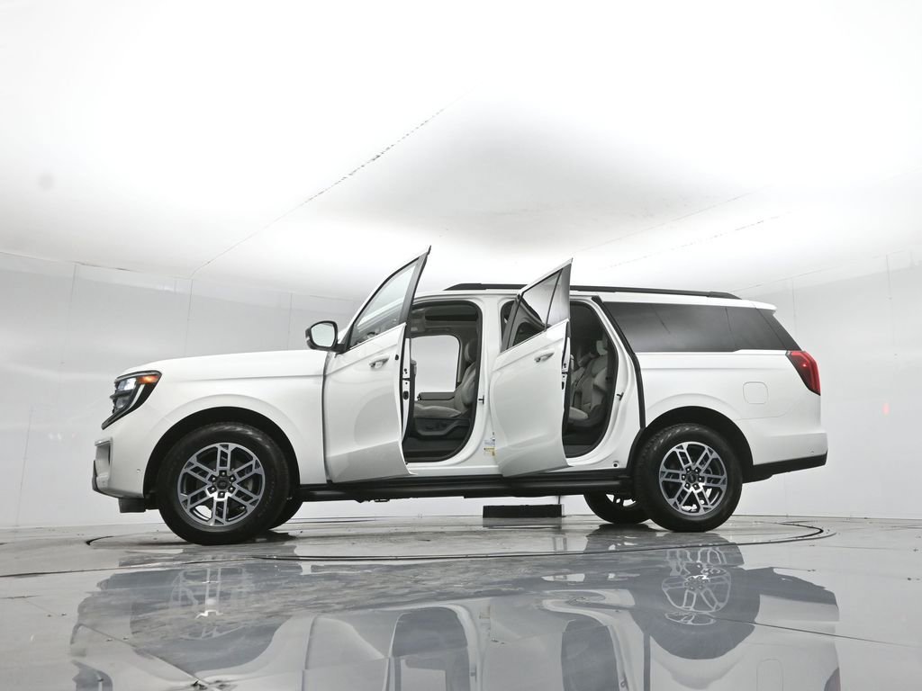 Used 2025 Ford Expedition Max Active image 57