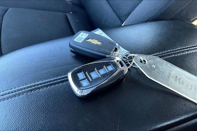 Used 2024 Chevrolet Malibu LT image 32