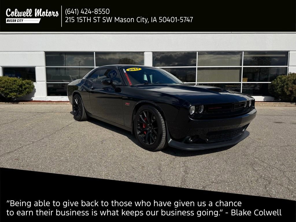 Used 2017 Dodge Challenger SRT w/ Technology Group RWD image 1