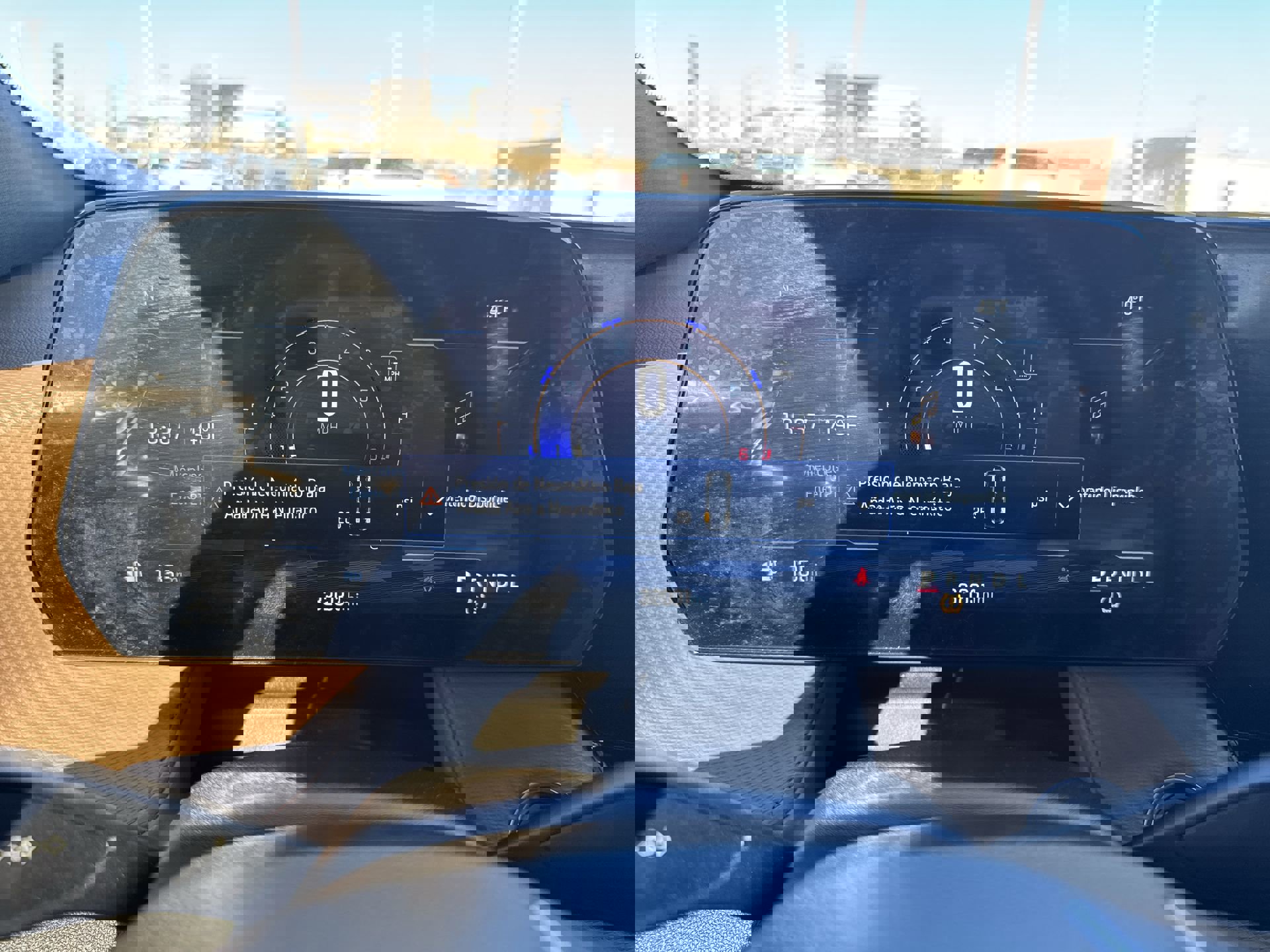 Used 2025 Chevrolet Equinox ACTIV w/ Safety and Technology Package image 15