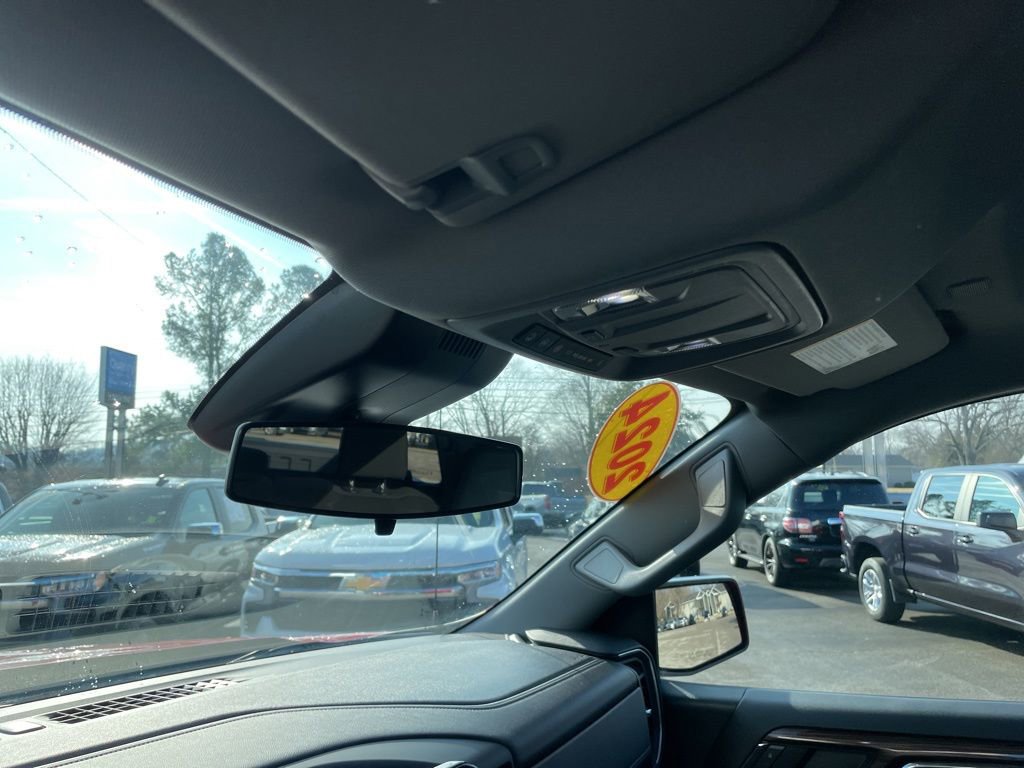 Used 2024 Chevrolet Silverado 1500 LT image 22