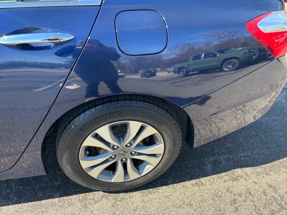 Used 2015 Honda Accord LX image 21