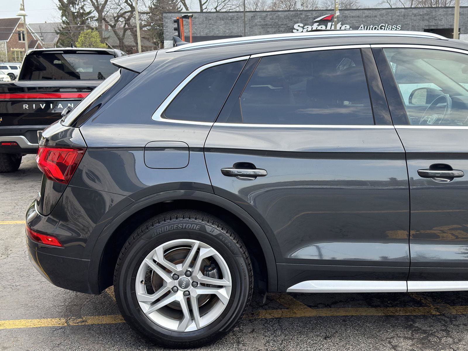 Used 2019 Audi Q5 2.0T Premium w/ Convenience Package AWD/4WD image 13