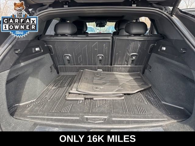 Used 2024 Cadillac Lyriq Sport image 35