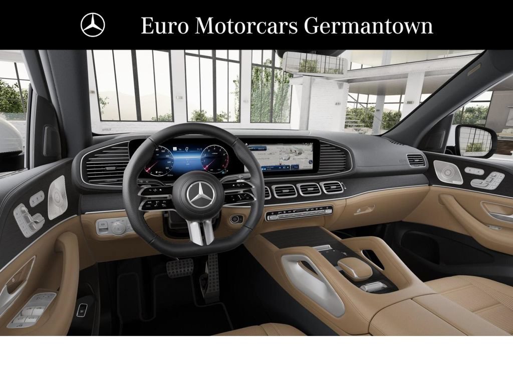 New 2026 Mercedes-Benz GLS 580 4MATIC image 3