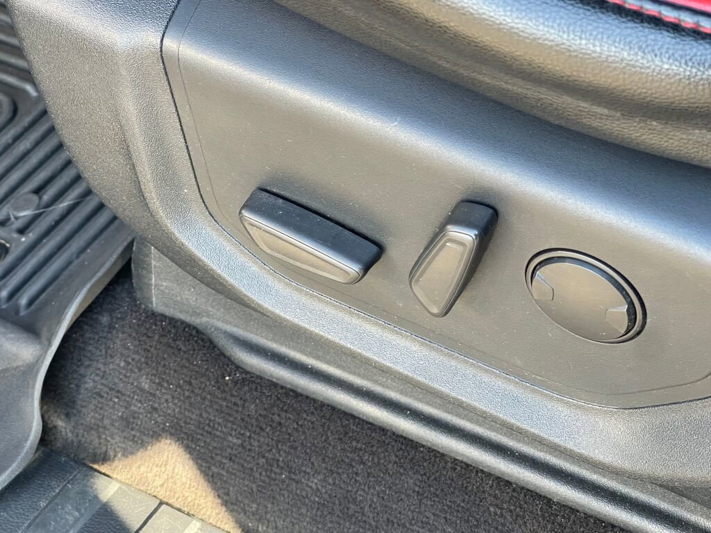 Used 2020 Ford F150 Lariat w/ Equipment Group 502A Luxury image 11