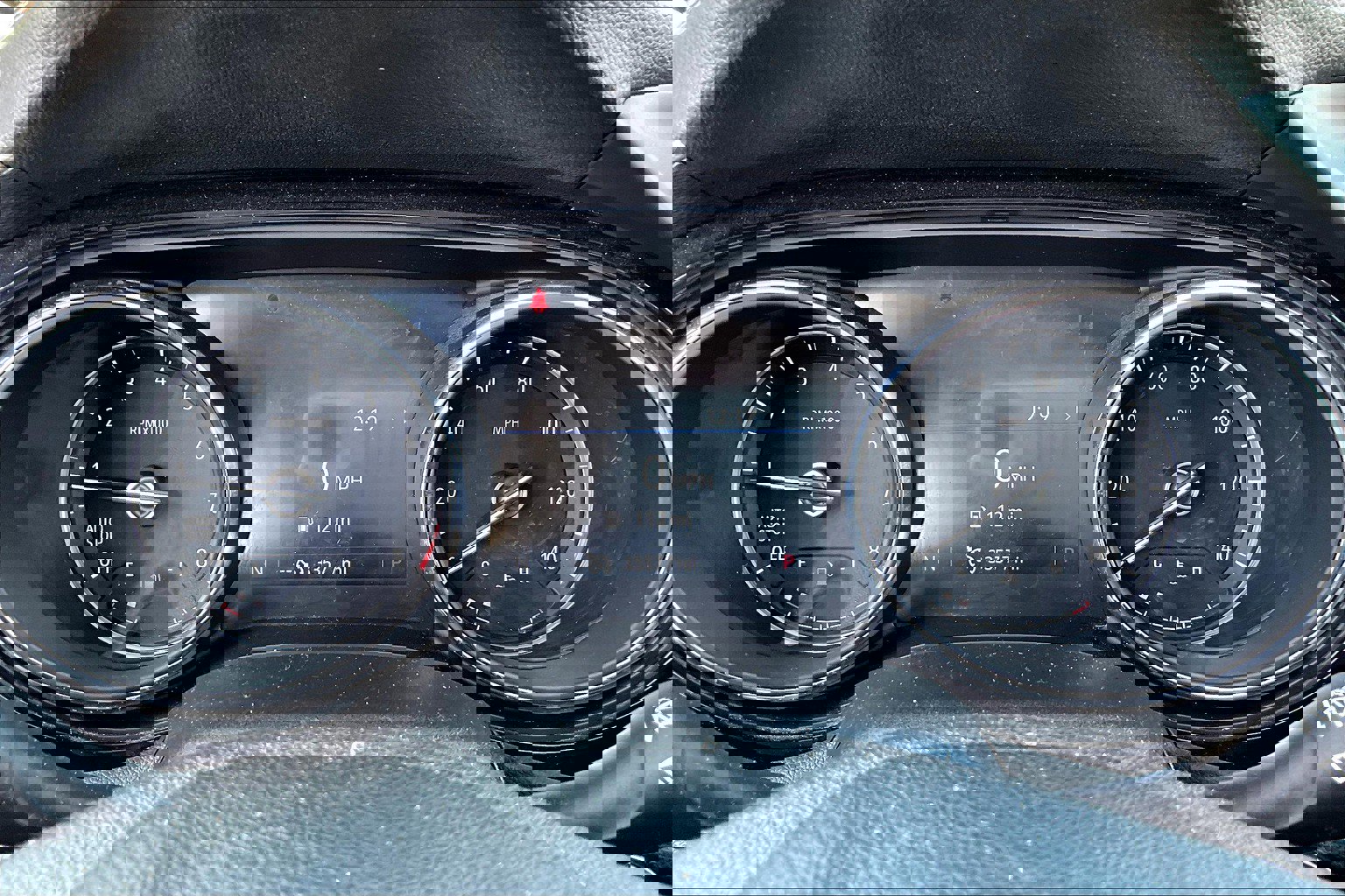 Used 2021 Buick Encore GX Select image 24