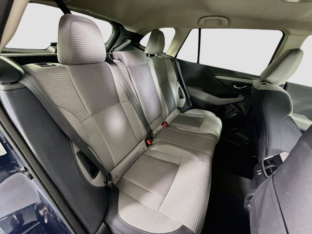 Certified 2025 Subaru Outback Premium AWD/4WD image 33