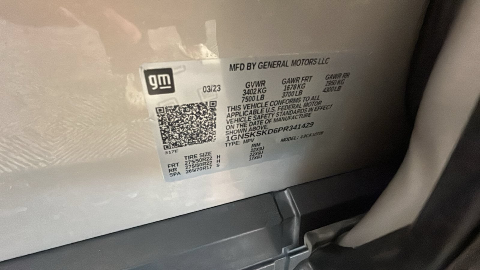 Used 2023 Chevrolet Tahoe Premier AWD/4WD image 11
