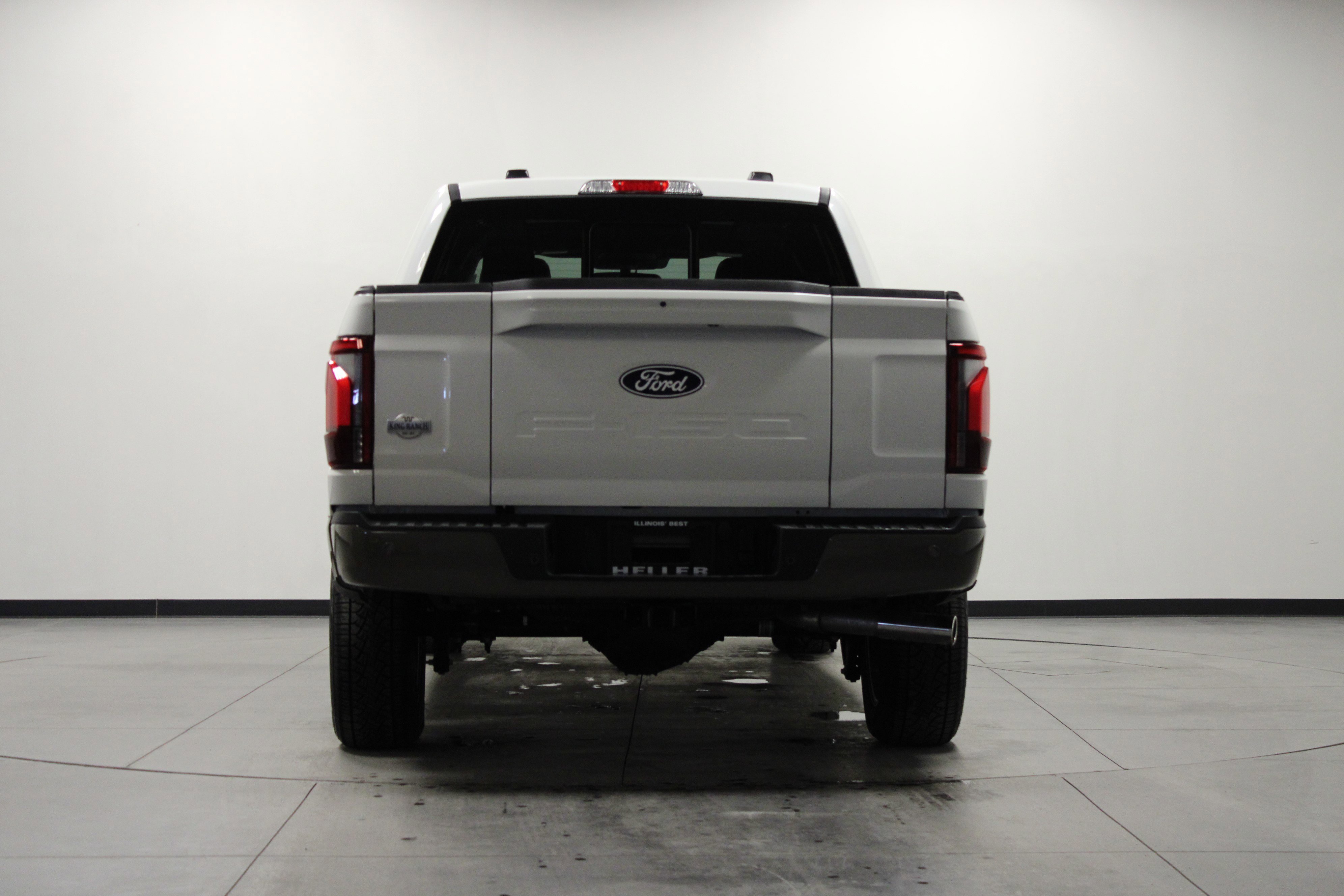 Used 2025 Ford F150 King Ranch w/ FX4 Off-Road Package image 5